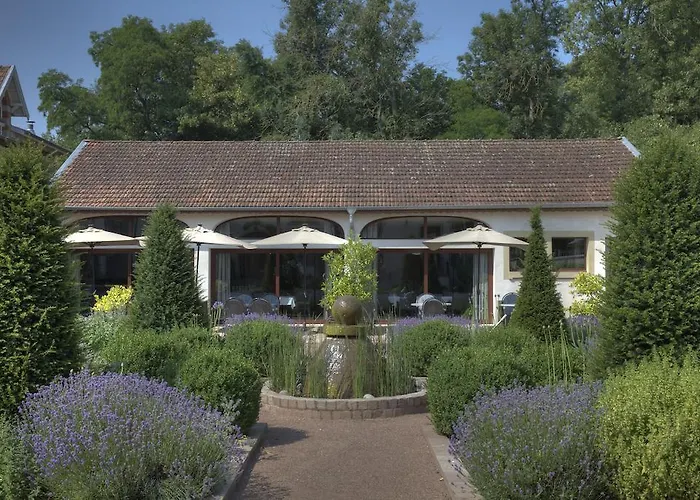 Chateau D'adomenil 4*