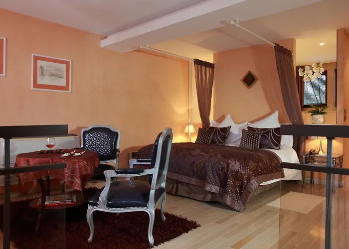 Chateau D'adomenil Hotel Rehainviller